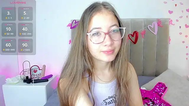 Snapshot of Dahlia_Rousse chatting on 02-15-25, 02:00 Dahlia Rousse online show from 02-15-25, 02:00