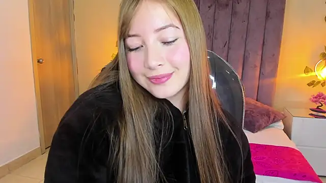 Dahlia Rousse online show from 12-03-25, 05:19