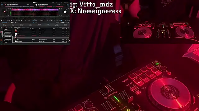 Snapshot of vittote chatting on 02-14-25, 05:30 vittote online show from 02-14-25, 05:30