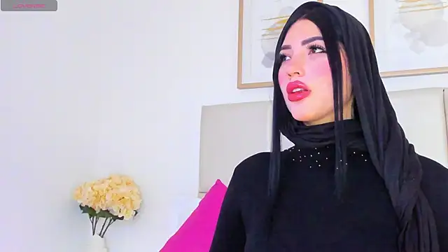 taylorsmiiith  online show from 04-09-26, 07:31