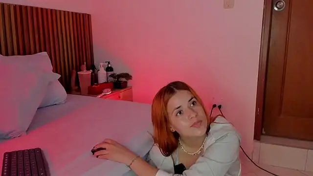 Snapshot of alliss_ginger_ chatting on 09-15-25, 07:47 alliss ginger online show from 09-15-25, 07:47