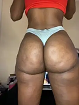 Snapshot of Barbie_Teddy chatting on 02-21-26, 06:37 Barbie Teddy online show from 02-21-26, 06:37