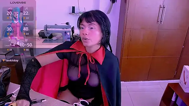 Snapshot of Mattilda_18 chatting on 10-15-25, 08:28 Mattilda 18 online show from 10-15-25, 08:28