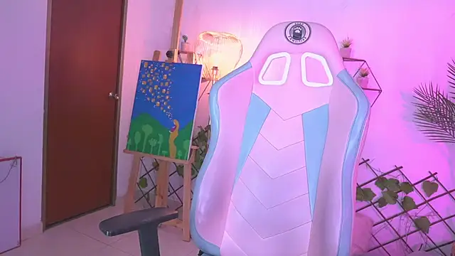 Zoee 0 online show from 01-18-25, 01:30