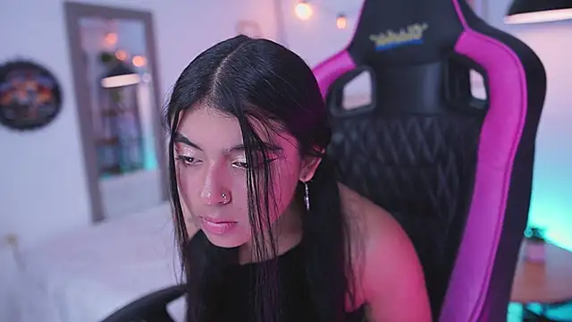 Zoee 0 online show from 01-23-25, 04:41