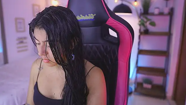 Zoee 0 online show from 01-23-25, 01:30