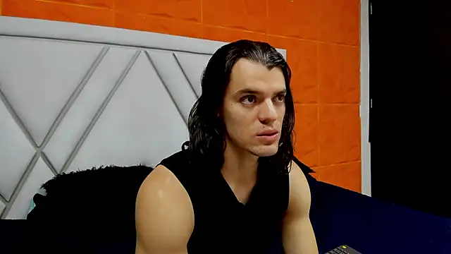 Snapshot of maxi_styles chatting on 02-23-26, 11:44 maxi styles online show from 02-23-26, 11:44