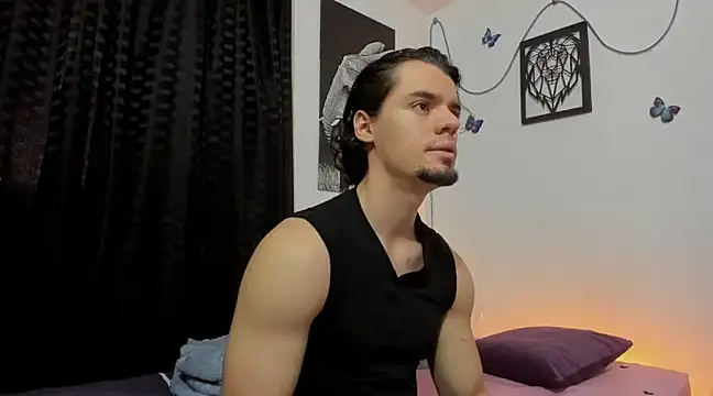 Snapshot of maxi_styles chatting on 02-17-25, 08:38 maxi styles online show from 02-17-25, 08:38