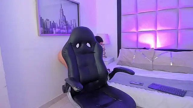 MeganPresleyy online show from 04-09-26, 02:23