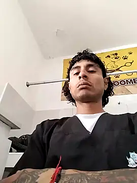 Saweetieyblacksnake online show from 10-22-25, 05:45