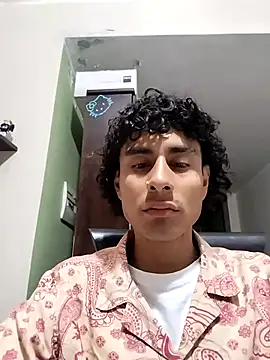 Saweetieyblacksnake online show from 10-21-25, 04:56