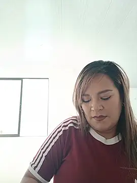 Elise-Leyton online show from 06-15-26, 04:28