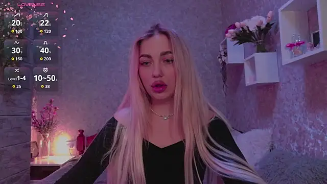 Mika Rayy online show from 10-16-25, 07:22