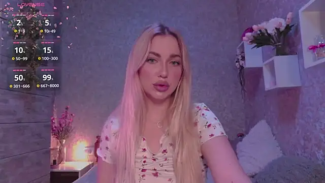 Mika Rayy online show from 10-09-25, 04:18