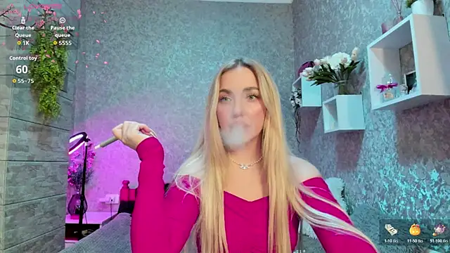 Mika Rayy online show from 10-20-25, 07:03