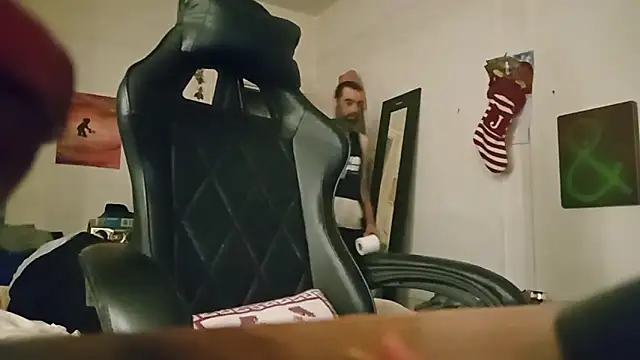 Snapshot of BaByArM81 chatting on 11-01-25, 11:20 BaByArM81 online show from 11-01-25, 11:20