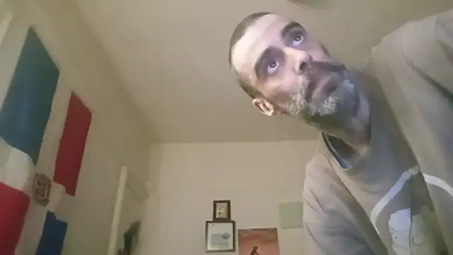 Snapshot of BaByArM81 chatting on 06-18-26, 12:42 BaByArM81 online show from 06-18-26, 12:42