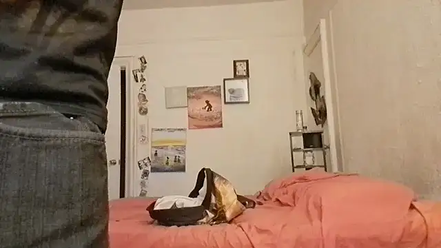 Snapshot of BaByArM81 chatting on 02-13-25, 10:23 BaByArM81 online show from 02-13-25, 10:23