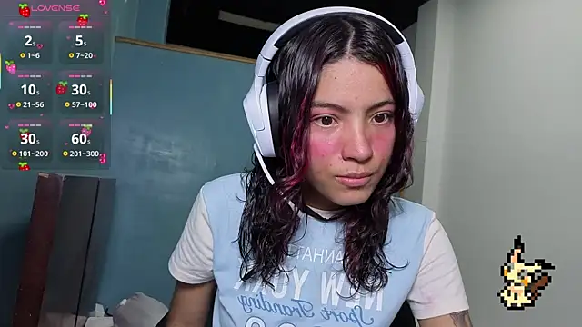 Lovelyamyy online show from 09-24-25, 05:41