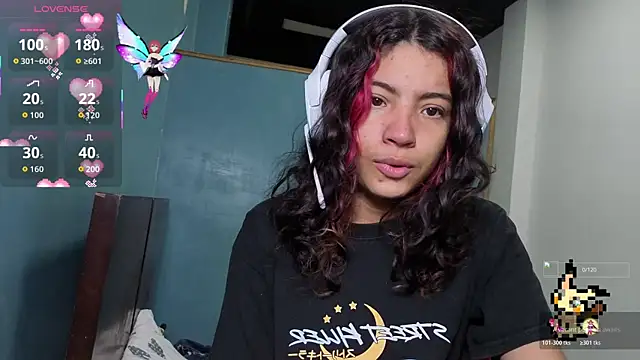 Lovelyamyy online show from 10-18-25, 02:41