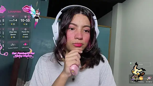 Lovelyamyy online show from 10-26-25, 11:16