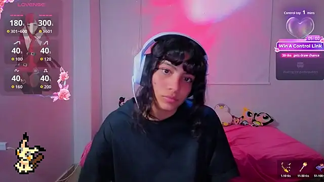 Snapshot of Lovelyamyy chatting on 02-19-26, 11:23 Lovelyamyy online show from 02-19-26, 11:23