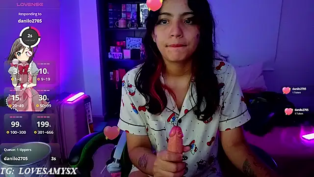 Lovelyamyy online show from 06-12-26, 05:38