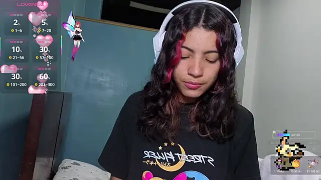 Lovelyamyy online show from 10-20-25, 04:18