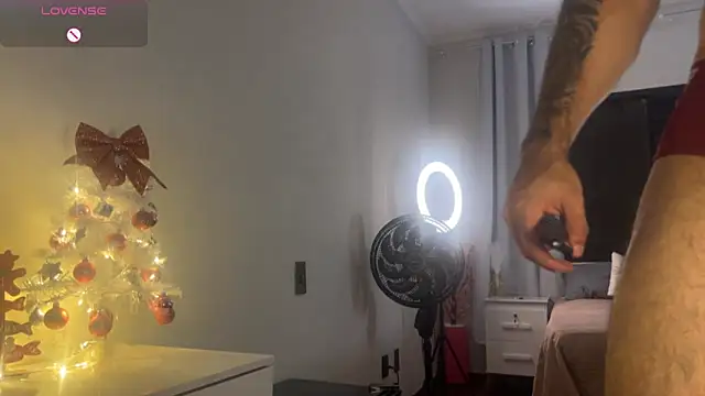 Lucasfit24 online show from 12-21-25, 02:41