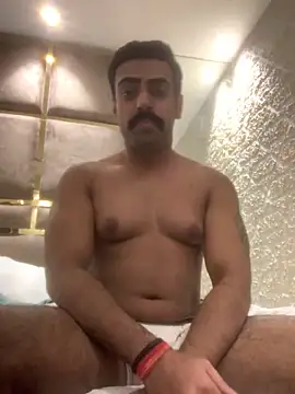 vaibhavchugh38 online show from 01-12-25, 07:21