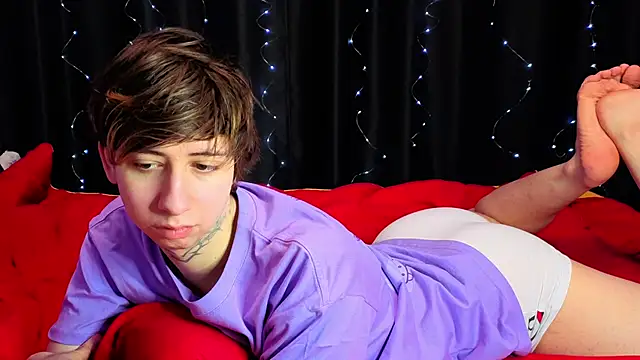 Timothy Fox online show from 10-14-25, 02:23