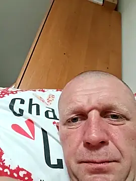 Snapshot of RUUsslan1203 chatting on 07-05-26, 12:01 RUUsslan1203 online show from 07-05-26, 12:01