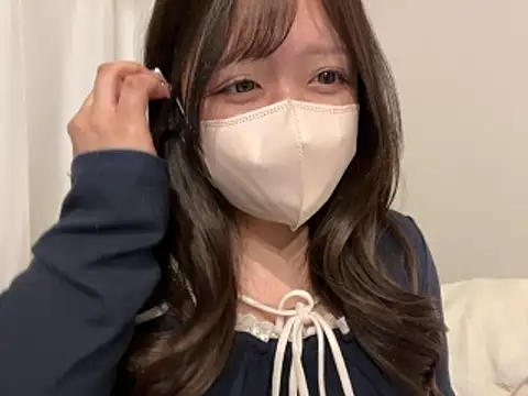 Snapshot of Atashi_Hcup chatting on 03-08-26, 03:37 Atashi Hcup online show from 03-08-26, 03:37