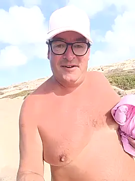 Snapshot of MountJohnXL chatting on 02-18-25, 03:41 MountJohnXL online show from 02-18-25, 03:41