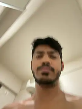 Snapshot of cute_modell chatting on 12-03-25, 04:57 cute modell online show from 12-03-25, 04:57