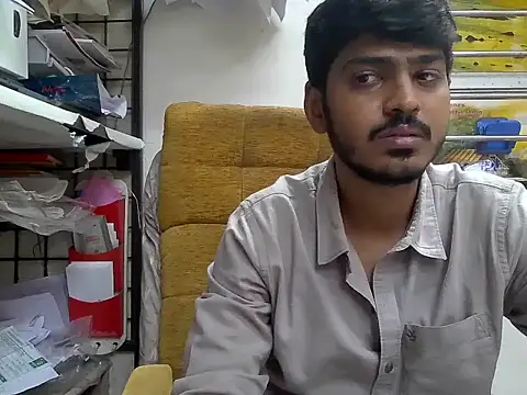 Snapshot of cute_modell chatting on 11-06-25, 12:09 cute modell online show from 11-06-25, 12:09