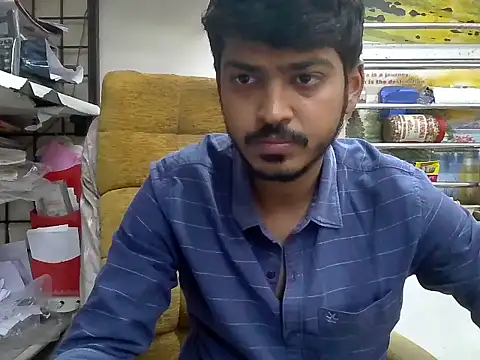 Snapshot of cute_modell chatting on 11-15-25, 11:47 cute modell online show from 11-15-25, 11:47