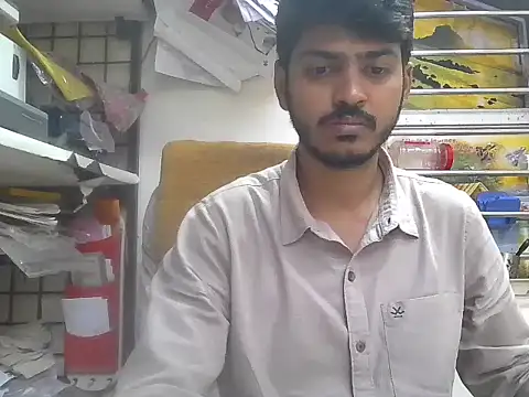 Snapshot of cute_modell chatting on 02-20-26, 08:27 cute modell online show from 02-20-26, 08:27