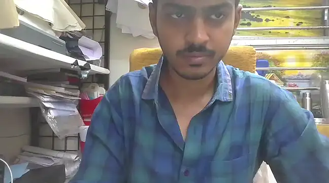 Snapshot of cute_modell chatting on 03-01-25, 12:23 cute modell online show from 03-01-25, 12:23