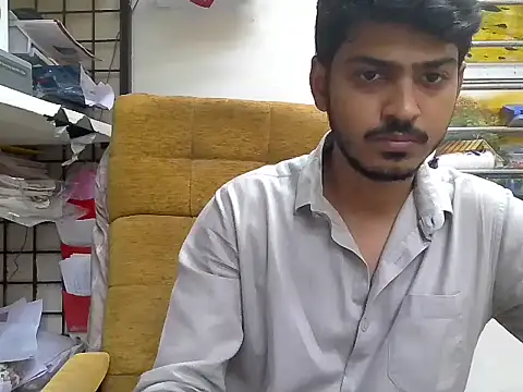 Snapshot of cute_modell chatting on 10-30-25, 12:03 cute modell online show from 10-30-25, 12:03