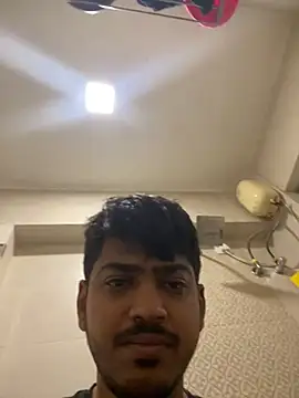 Snapshot of cute_modell chatting on 02-28-25, 04:54 cute modell online show from 02-28-25, 04:54