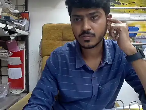 Snapshot of cute_modell chatting on 09-30-25, 12:22 cute modell online show from 09-30-25, 12:22