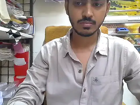 Snapshot of cute_modell chatting on 09-27-25, 12:33 cute modell online show from 09-27-25, 12:33