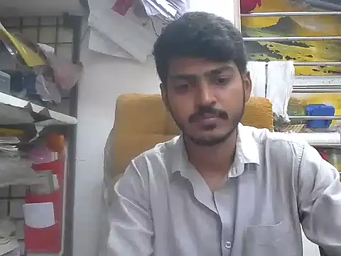 Snapshot of cute_modell chatting on 02-18-26, 08:33 cute modell online show from 02-18-26, 08:33