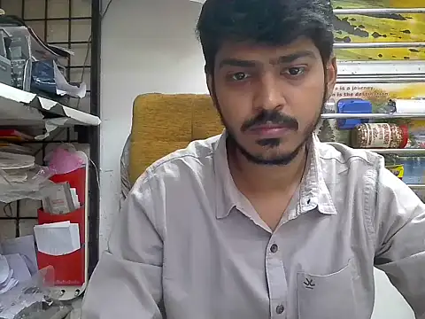 Snapshot of cute_modell chatting on 11-17-25, 07:56 cute modell online show from 11-17-25, 07:56