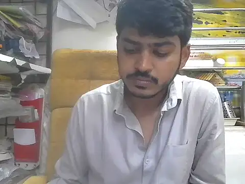 Snapshot of cute_modell chatting on 02-14-26, 12:05 cute modell online show from 02-14-26, 12:05