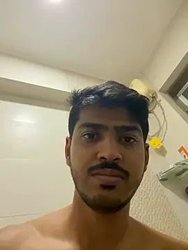 Snapshot of cute_modell chatting on 02-27-25, 05:26 cute modell online show from 02-27-25, 05:26