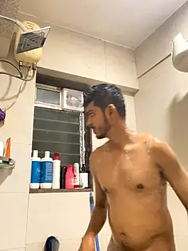 Snapshot of cute_modell chatting on 10-16-25, 05:21 cute modell online show from 10-16-25, 05:21