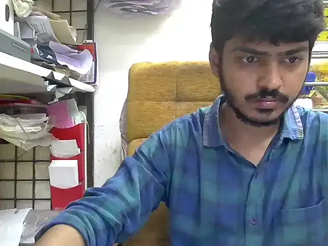 Snapshot of cute_modell chatting on 09-09-25, 12:58 cute modell online show from 09-09-25, 12:58