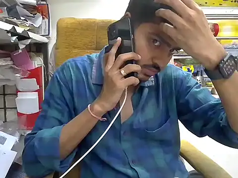 Snapshot of cute_modell chatting on 09-19-25, 12:53 cute modell online show from 09-19-25, 12:53